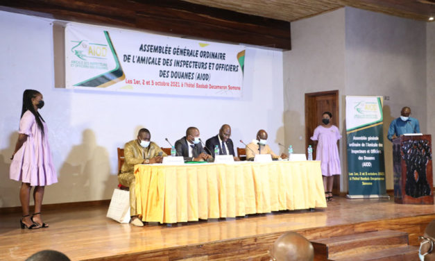 Ouverture de l&rsquo;assemblée générale ordinaire de l&rsquo;Amicale des Inspecteurs et Officiers des Douanes (AIOD)
